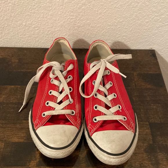 red converse size 3